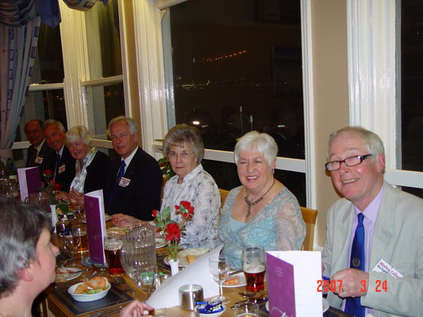 COLLEGE REUNION 2007 003