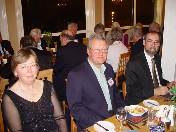 COLLEGE REUNION 2007 007