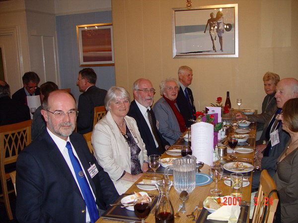 COLLEGE REUNION 2007 014